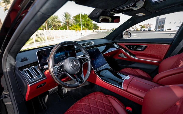 Black Mercedes S500, 2021 Photo 3