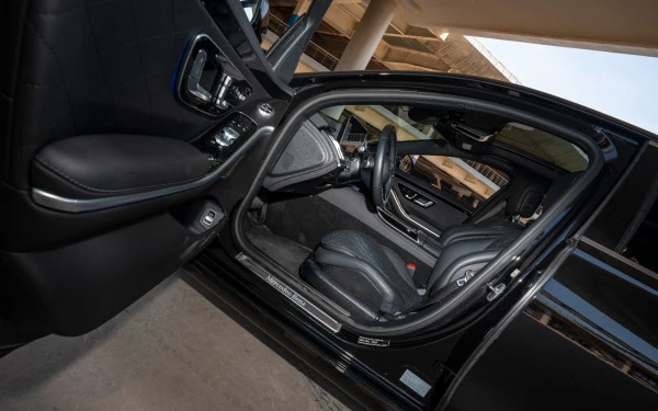 Black Mercedes S450 Maybach Kit, 2023 Photo 14
