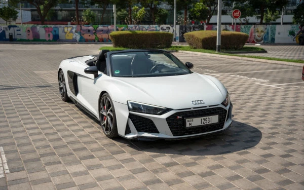 White Audi R8 Spyder, 2024 Photo 10